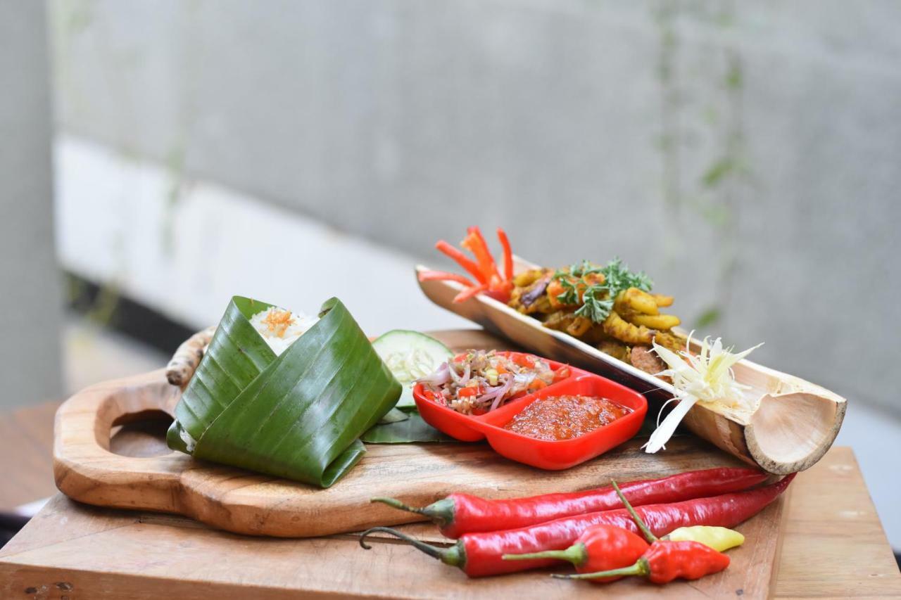 Ibis Bali Legian Street Hotell Exteriör bild